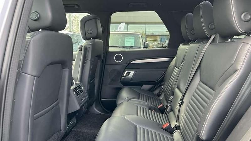 Used Land Rover Discovery 5 SE Dynamic 350 HP (257 kW) 2024 Grey SUV