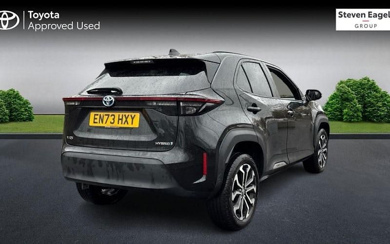 Used Toyota Yaris Hybrid Design 116 HP (85 kW) 2025 Estate