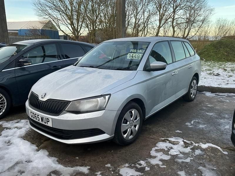 Silver Used 2015 Skoda Fabia Estate | £4,495 (Good price) - Image 1/4