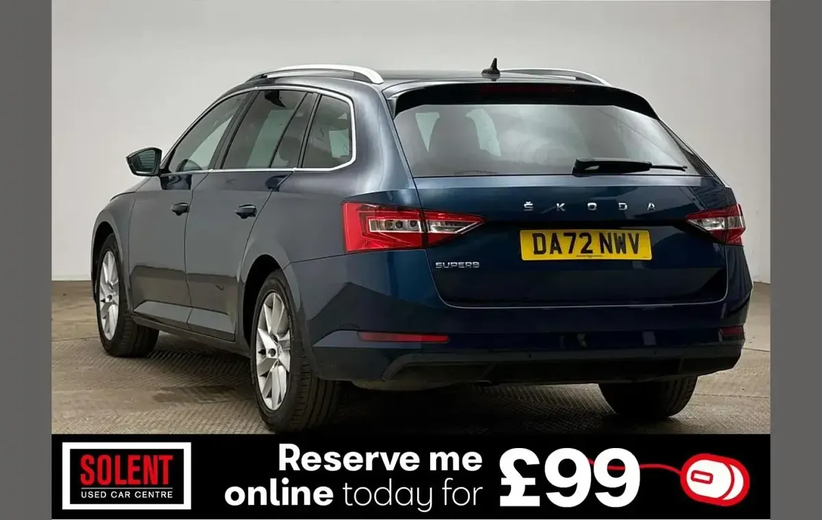 Used Skoda Superb SE Technology 147 HP (108 kW) 2022 Blue Estate
