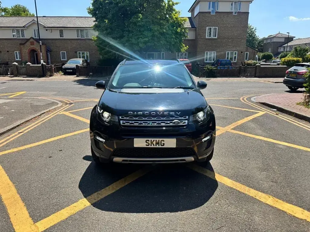Used Land Rover Discovery Sport HSE 240 HP (176 kW) 2018 Black SUV