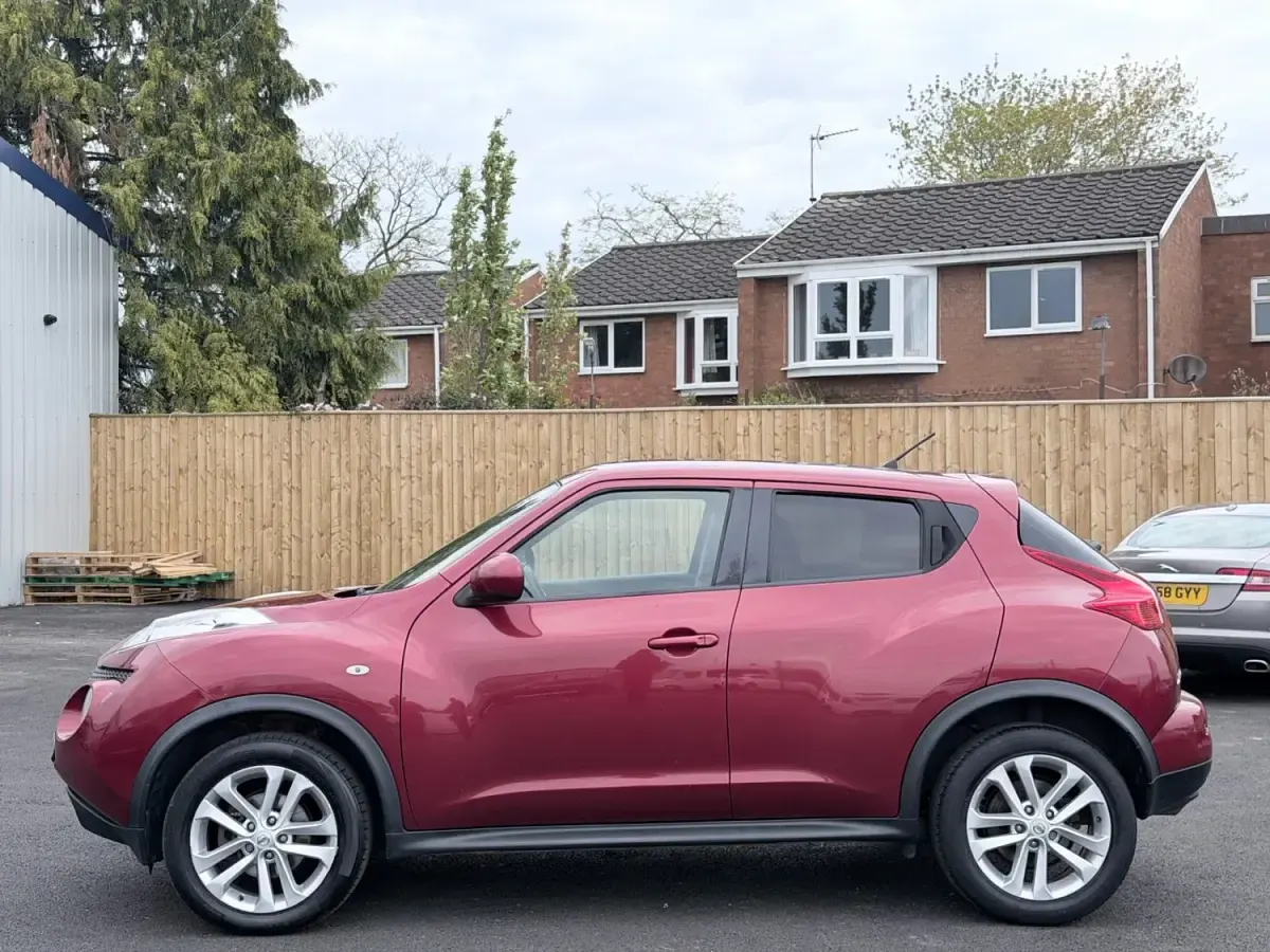 Usado Nissan Juke Acenta 2013 Vermelho SUV