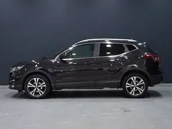 Used Nissan Qashqai N-Connecta 140 HP (102 kW) 2019 Black SUV