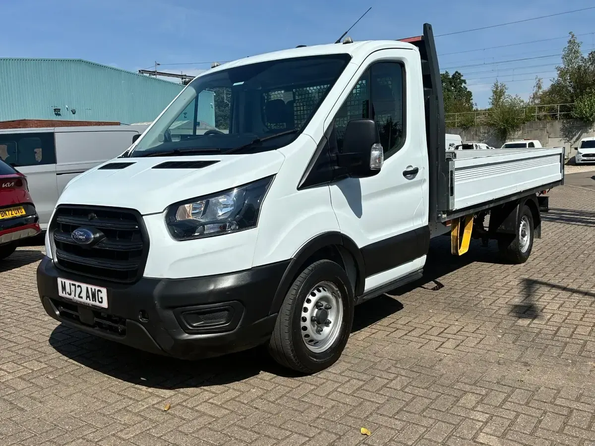Used Ford Transit 170 HP (125 kW) 2022 White Van
