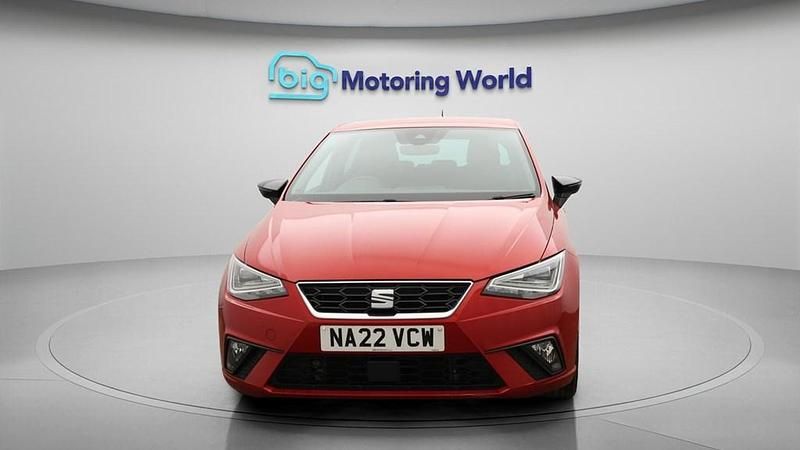 Used Seat Ibiza FR Sport 110 HP (80 kW) 2022 Red Hatchback