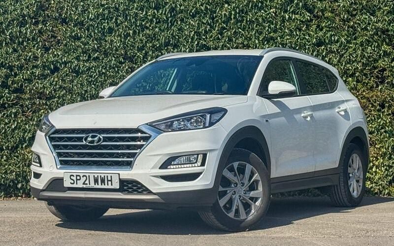 Usado Hyundai Tucson SE 116 HP (85 kW) 2020 Branco SUV