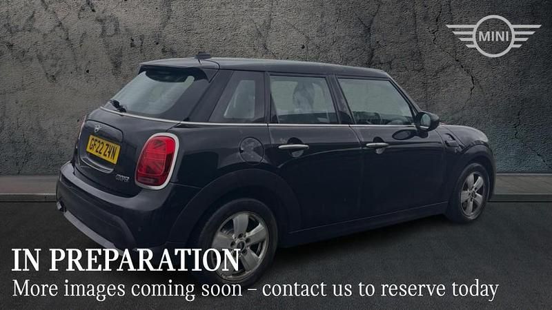 Used Mini Cooper Classic 134 HP (98 kW) 2022 Black Hatchback