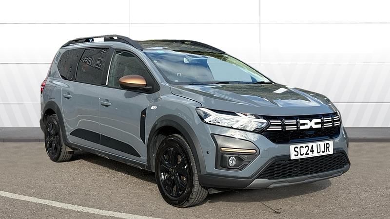 Used 2024 Dacia Jogger Extreme Estate | £20,490 (Fair price) - Image 1/3