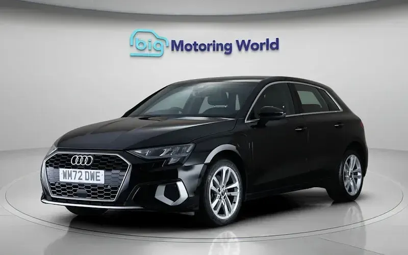 Used Audi A3 Sportback e-tron Sport 204 HP (150 kW) 2025 Hatchback