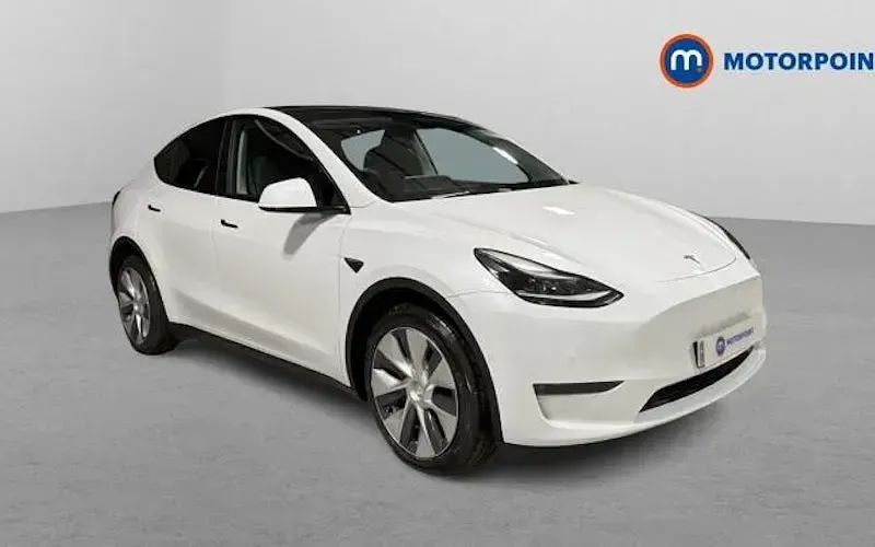 Usado Tesla Model Y Long Range AWD 286 kW (389 HP) 2025 SUV