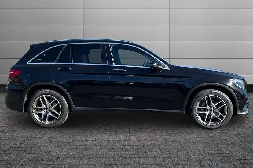 Used Mercedes GLC220 AMG line 170 HP (125 kW) 2019 Black SUV