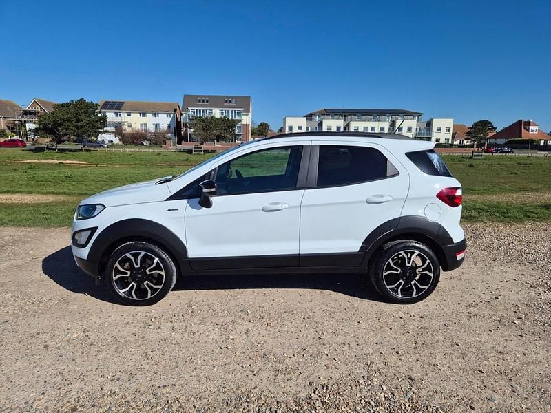 Used Ford Ecosport Active 2023 Frozen white with black roof SUV