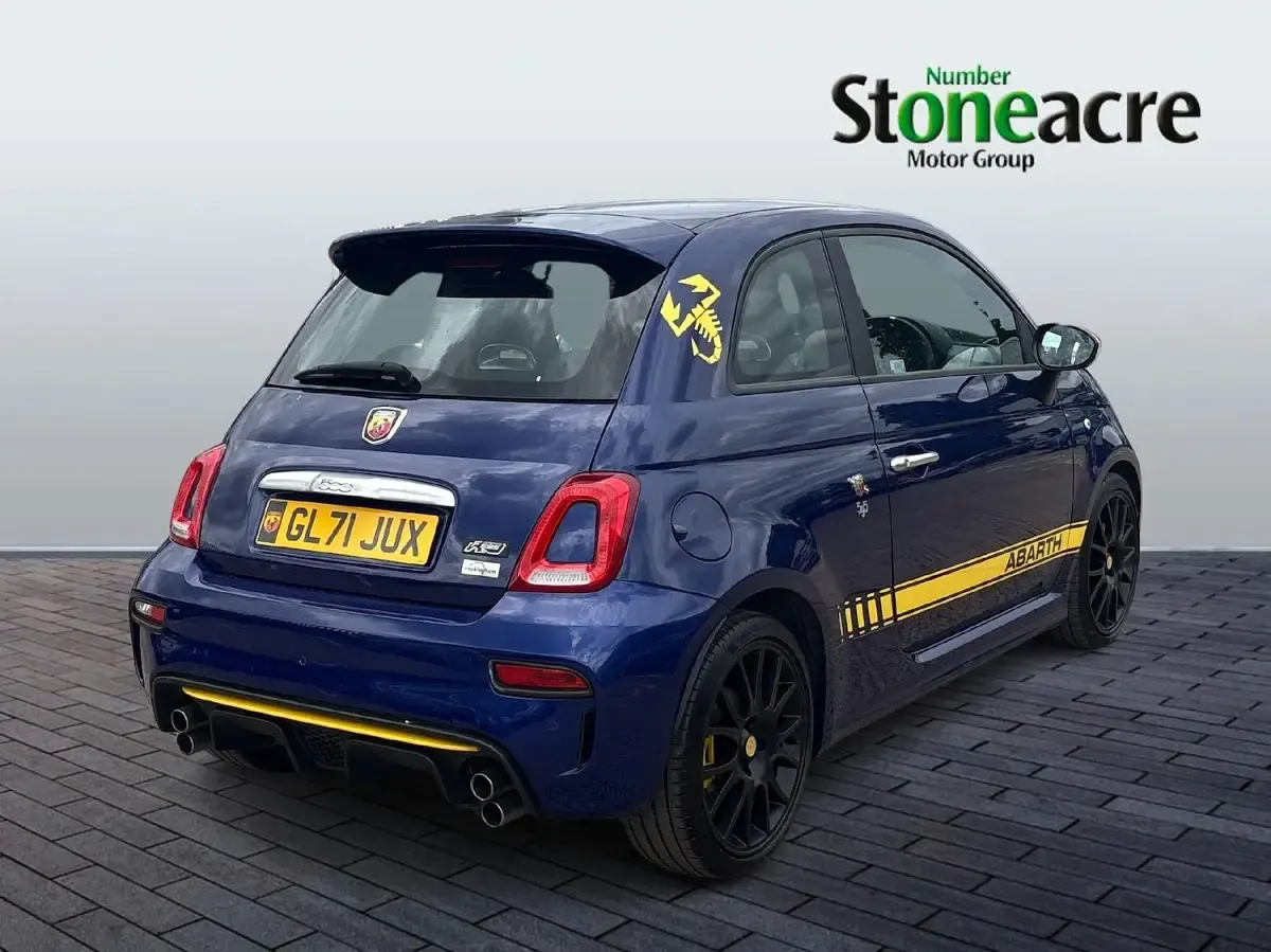 Used Abarth 595 165 HP (121 kW) 2021 Blue Hatchback