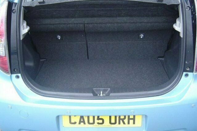 Used Daihatsu Sirion 85 HP (62 kW) 2005 Hatchback