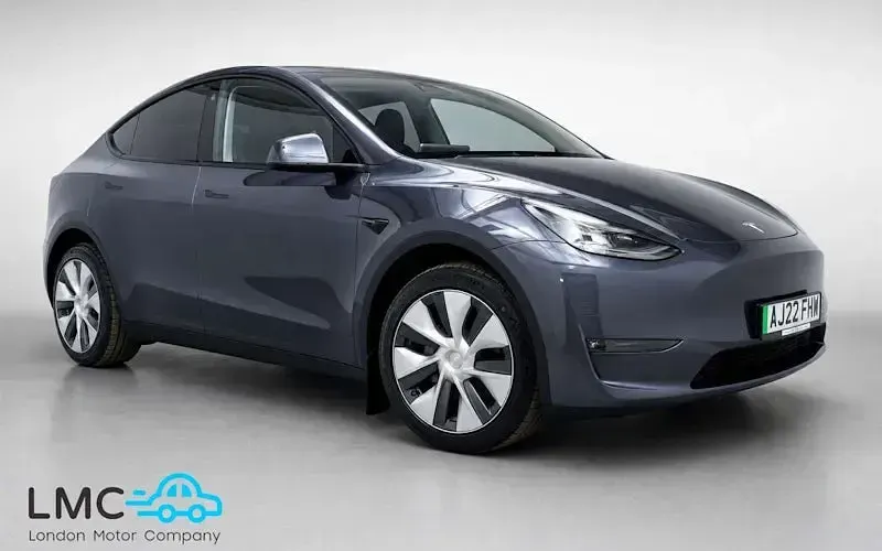 Used Tesla Model Y Long Range AWD 286 kW (389 HP) 2025 SUV
