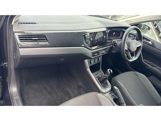 Image 2/4