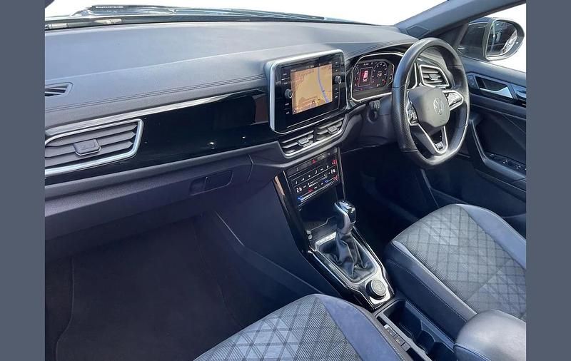 Used VW T-Roc R-line 187 HP (137 kW) 2023 Black SUV