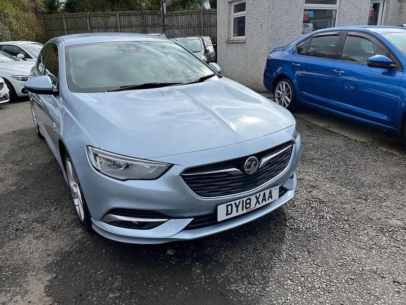 Begagnad Vauxhall Insignia Sport 2018 Silver Halvkombi