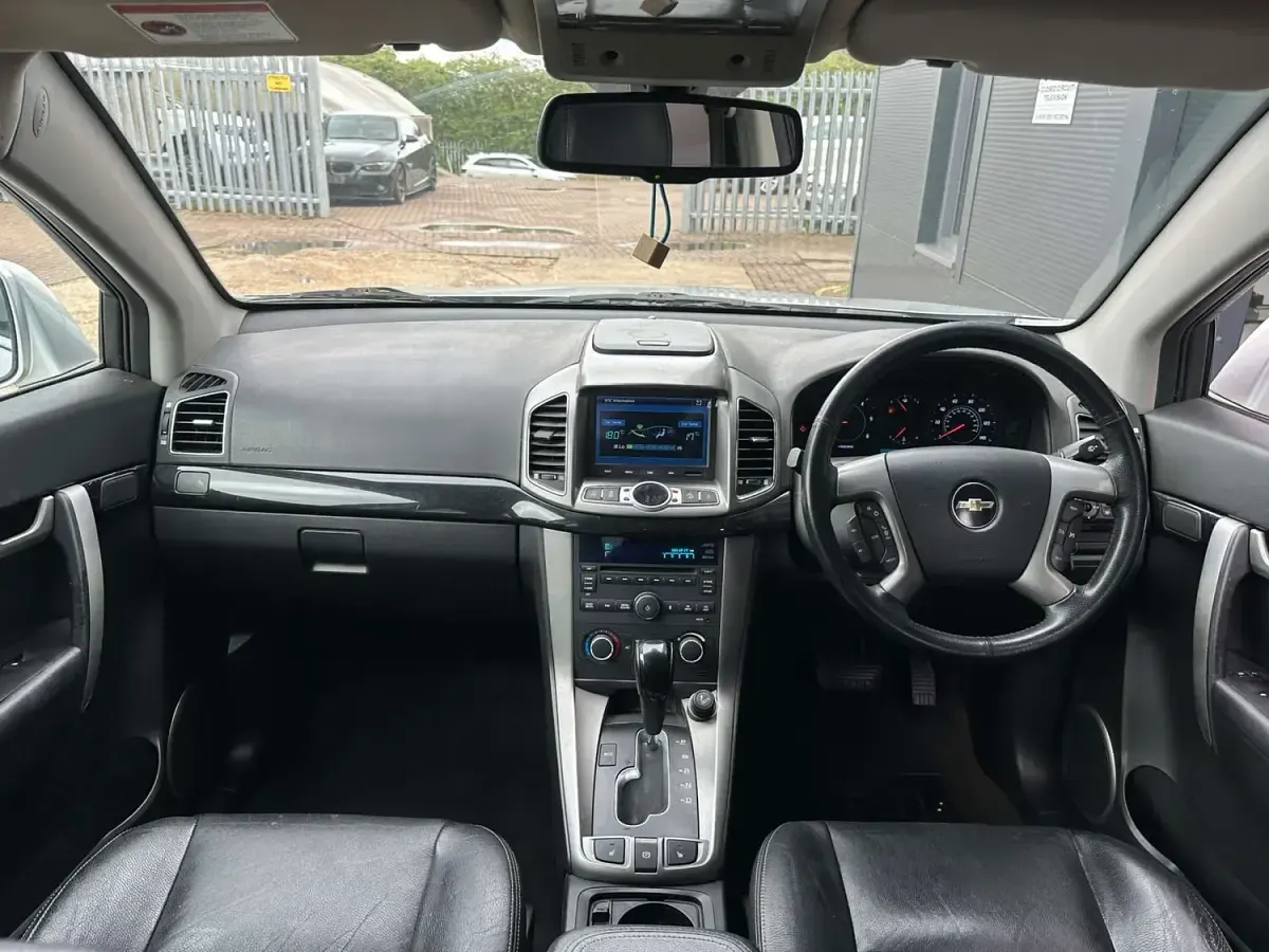 Used Chevrolet Captiva LTZ 184 HP (135 kW) 2012 Silver SUV