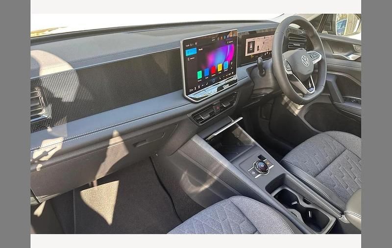 Używany VW Tiguan Match 150 KM (110 kW) 2026 Czarny SUV