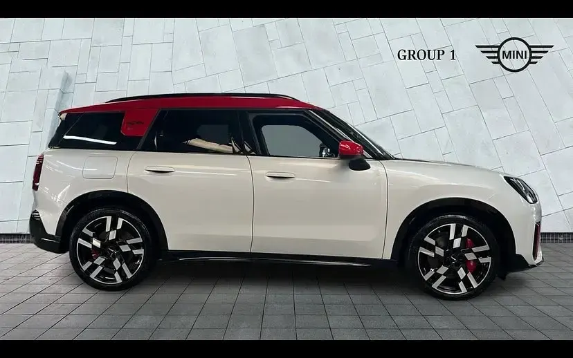 Used Mini John Cooper Works Countryman 296 HP (217 kW) 2025 White SUV