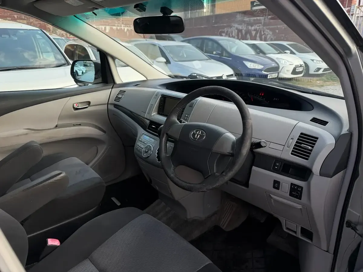 Used Toyota Estima 2006 Grey MPV