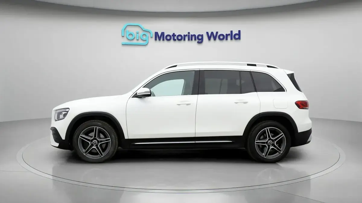 Used Mercedes GLB200 AMG line 163 HP (119 kW) 2021 White SUV