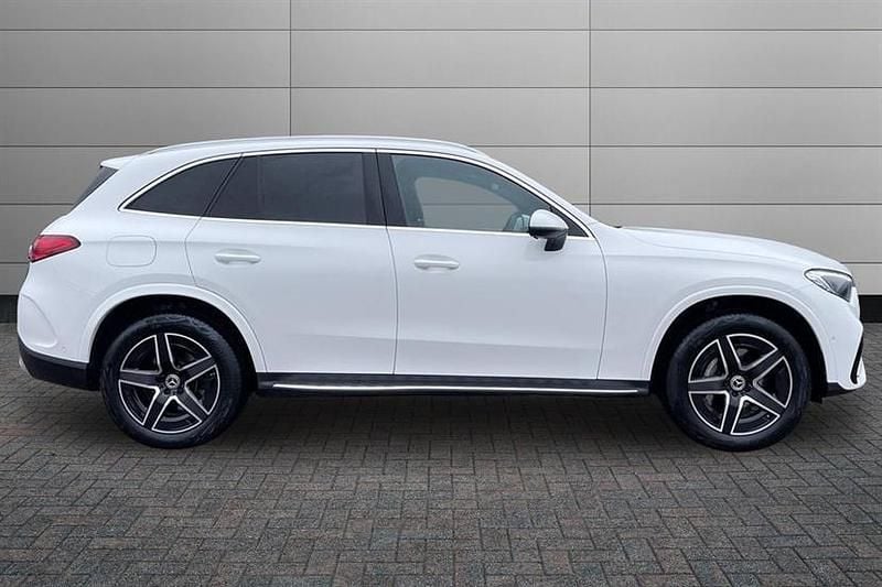 Used Mercedes GLC300e AMG line 313 HP (230 kW) 2025 White Estate