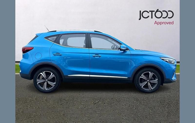 Used MG ZS Excite 105 HP (77 kW) 2022 Blue SUV