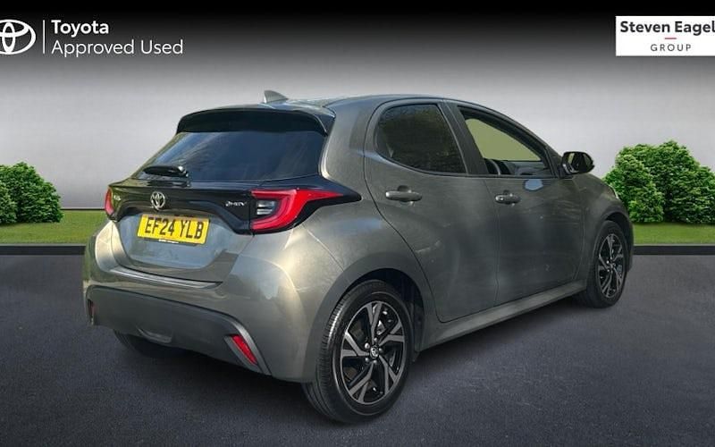 Usata Toyota Yaris Hybrid Design 116 CV (85 kW) 2026 Utilitaria