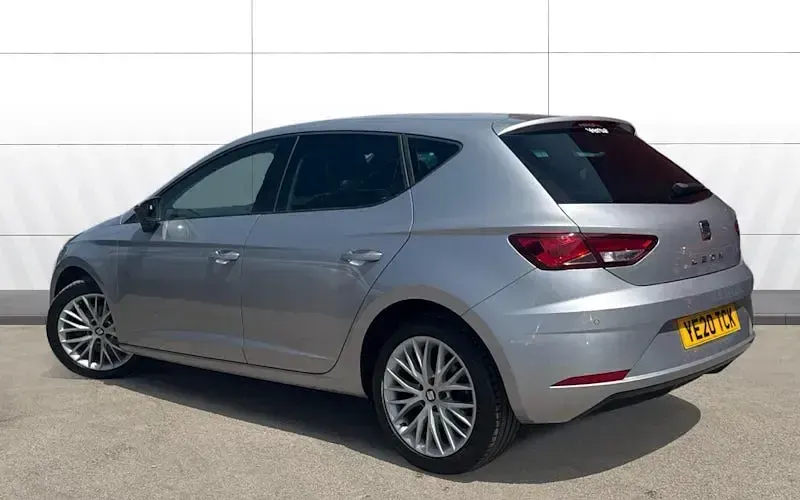 Used Seat Leon SE Dynamic 116 HP (85 kW) 2020 Silver Hatchback