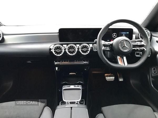 New Mercedes CLA180 AMG Line Premium 136 HP (100 kW) 2025 Blue Sedan