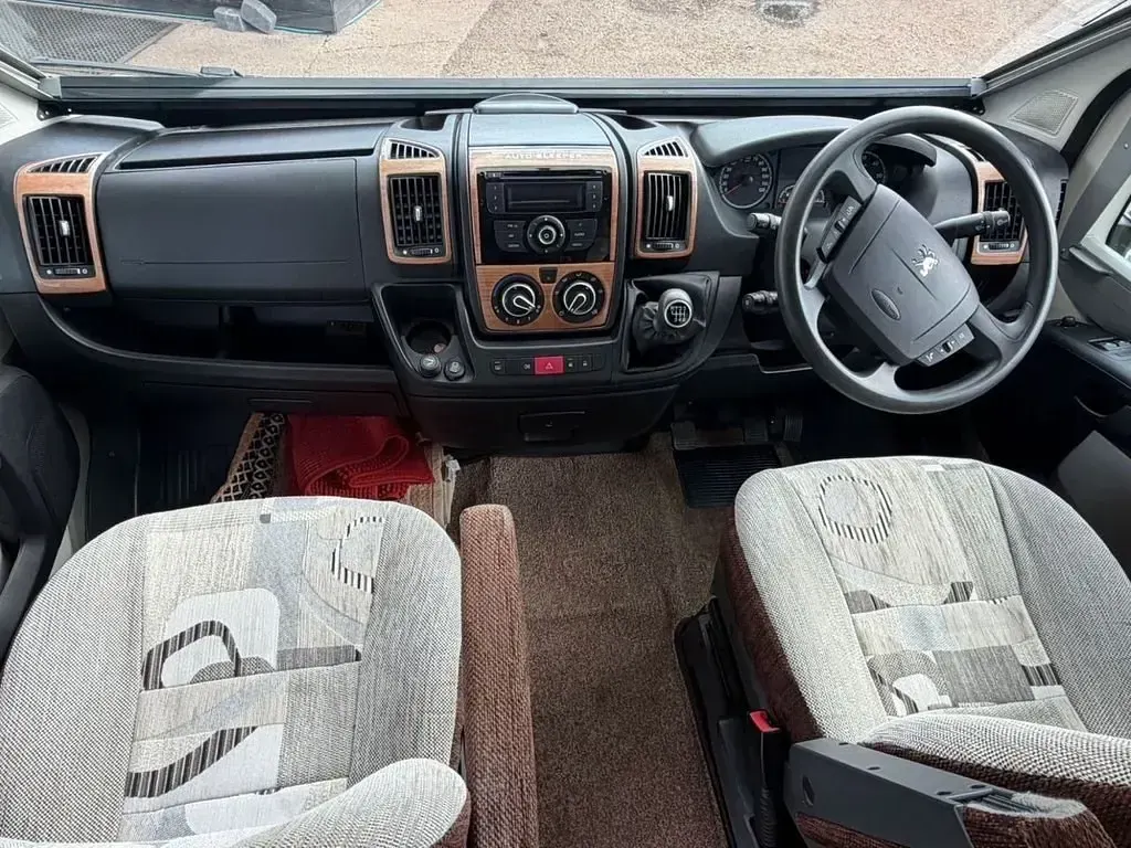 Usado Peugeot Boxer 130 CV (95 kW) 2014 Dorado Van