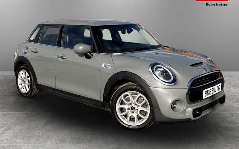 Usado Mini Cooper S Classic 192 HP (141 kW) 2020 Citadino