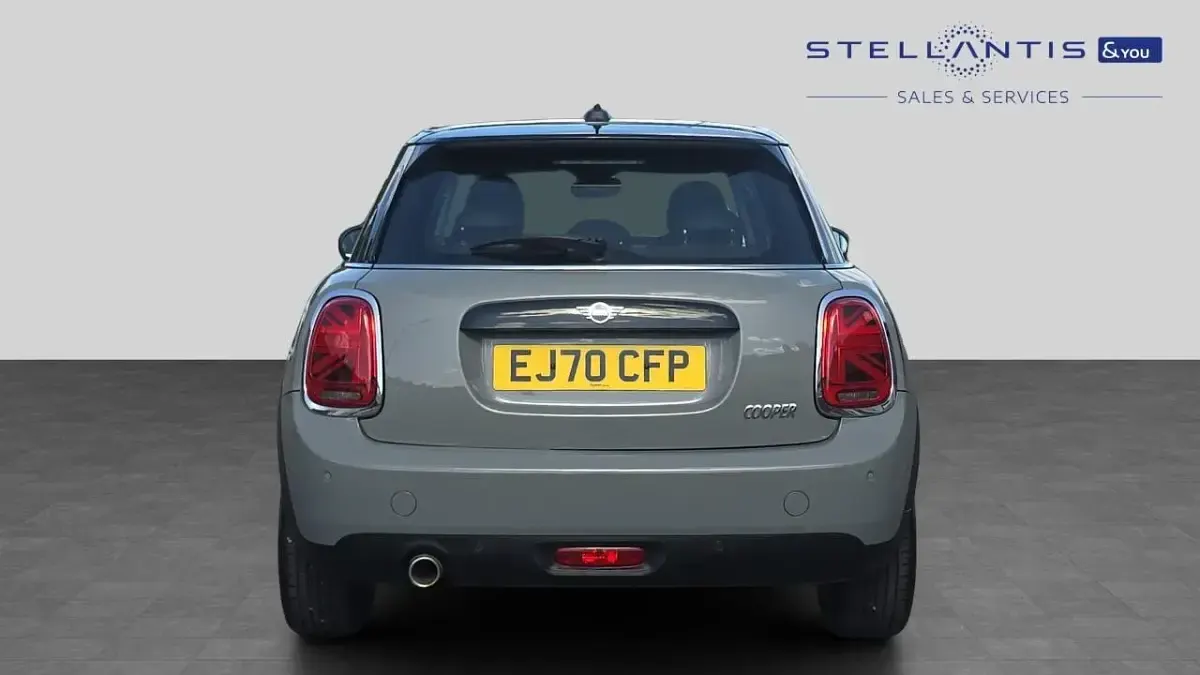 Used Mini Cooper Classic 134 HP (98 kW) 2020 Grey Hatchback