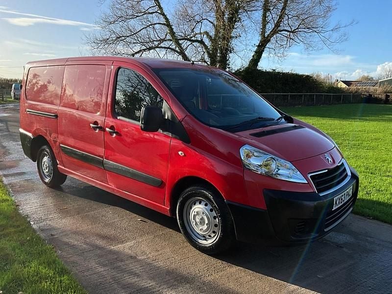 Red Used 2014 Peugeot Expert Van | £2,950 (Super price) - Image 1/4