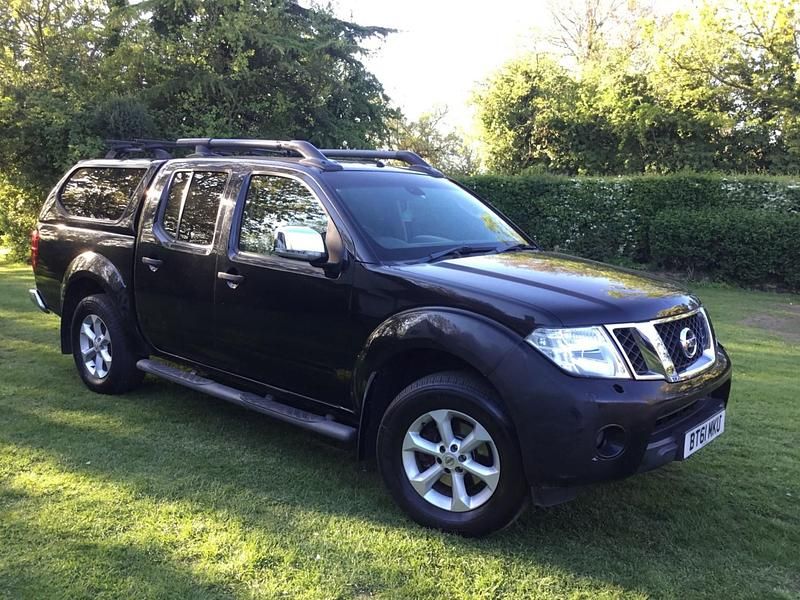 Used Nissan Navara Tekna 2011 Black Pickup