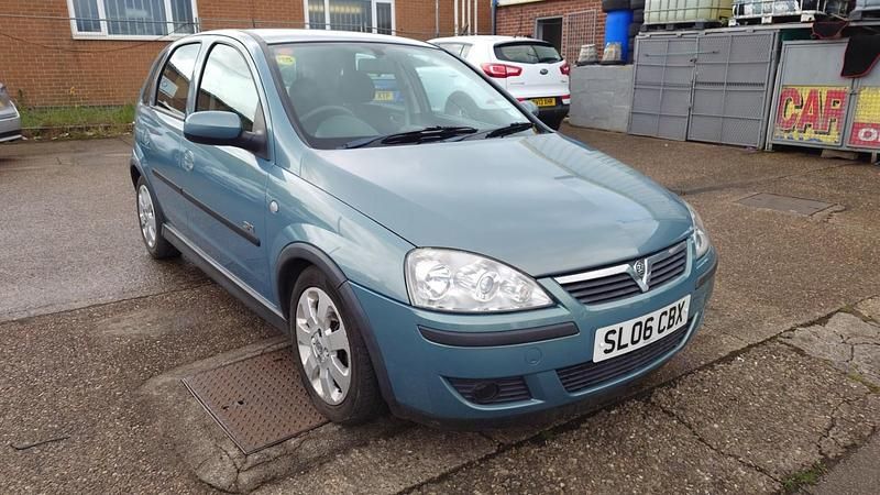 Grey Used 2006 Vauxhall Corsa Hatchback | £1,789 (Super price) - Image 1/4