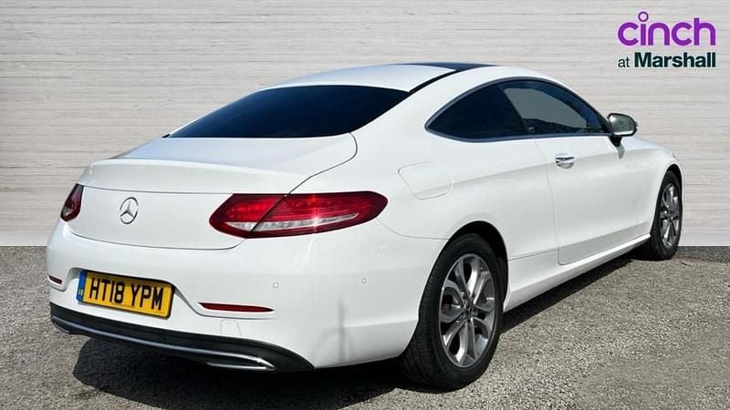 Used Mercedes C250 Premium Plus 204 HP (150 kW) 2018 White Coupe