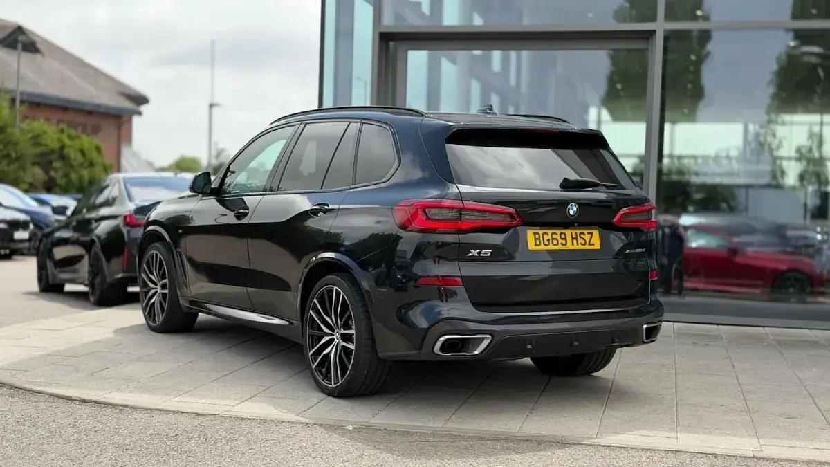 Used BMW X5 M Sport 261 HP (191 kW) 2019 Black SUV