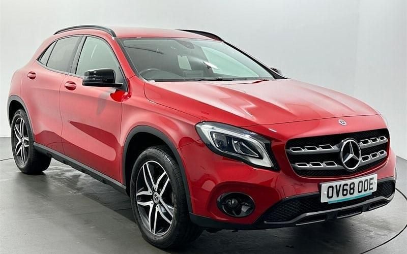Used 2020 Mercedes GLA180 Urban SUV | £14,943 (Good price) - Image 1/3