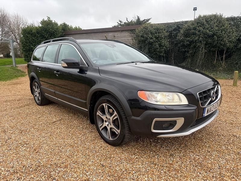 Used Volvo XC70 SE Lux 215 HP (158 kW) 2013 Black Estate