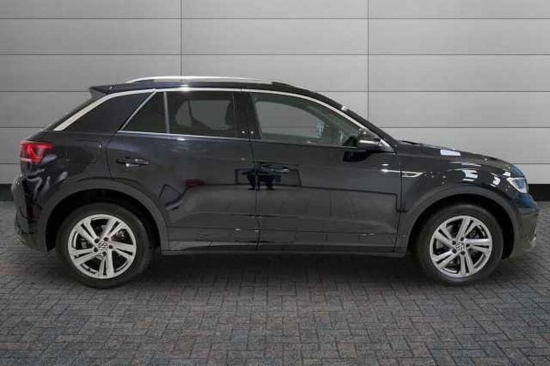 Used VW T-Roc R-line 150 HP (110 kW) 2025 Black SUV