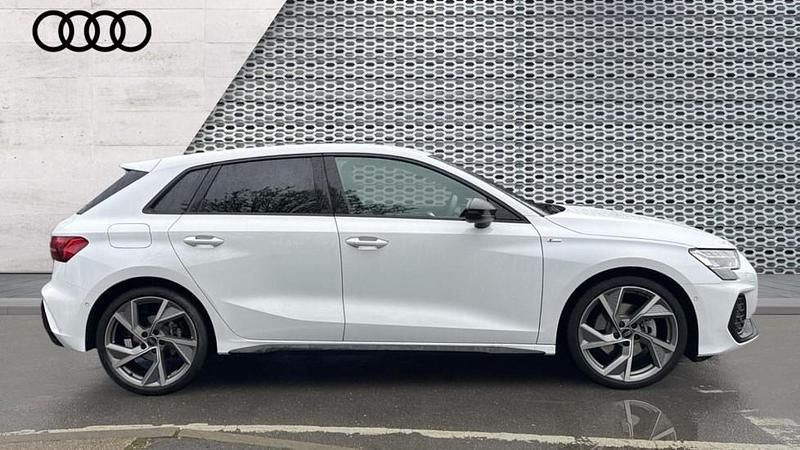 Used Audi A3 Black Edition 150 HP (110 kW) 2025 White Hatchback
