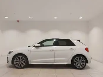Begagnad Audi A1 S-Line 95 HK (69 kW) 2024 Vit SUV