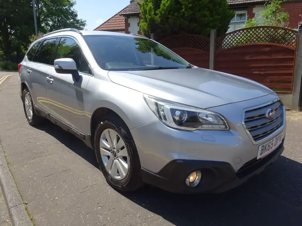 Used Subaru Outback 150 HP (110 kW) 2015 Silver Estate