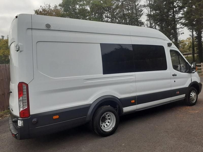 Used Ford Transit 155 HP (114 kW) 2015 White Estate