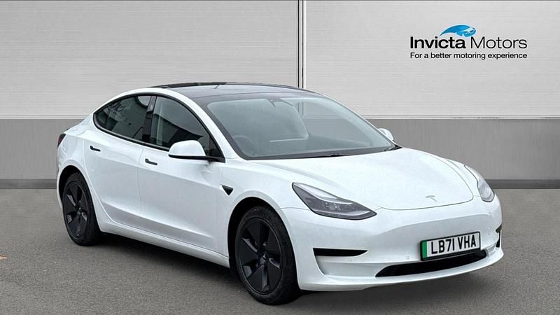 White Used 2021 Tesla Model 3 Standard Range Sedan | £19,250 (Fair price) - Image 1/4