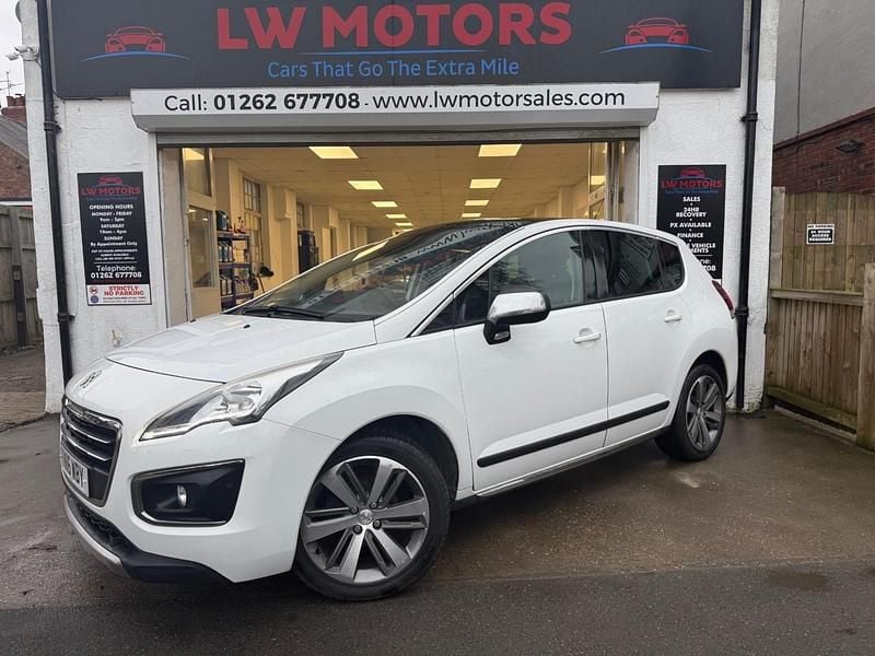 White Used 2016 Peugeot 3008 Allure Hatchback | £7,995 (Good price) - Image 1/4