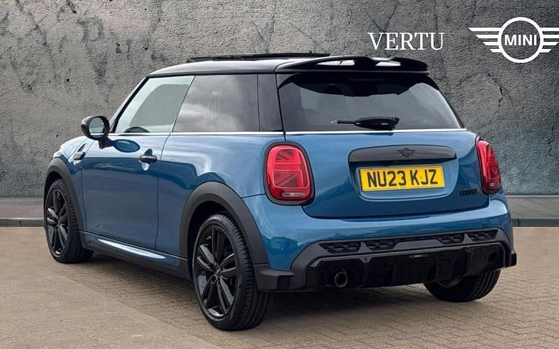 Used Mini Cooper Hatch 136 HP (100 kW) 2022 Hatchback